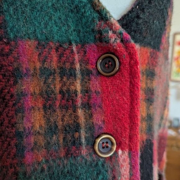 Vintage Plaid Wool Vest - Picture 3 of 8